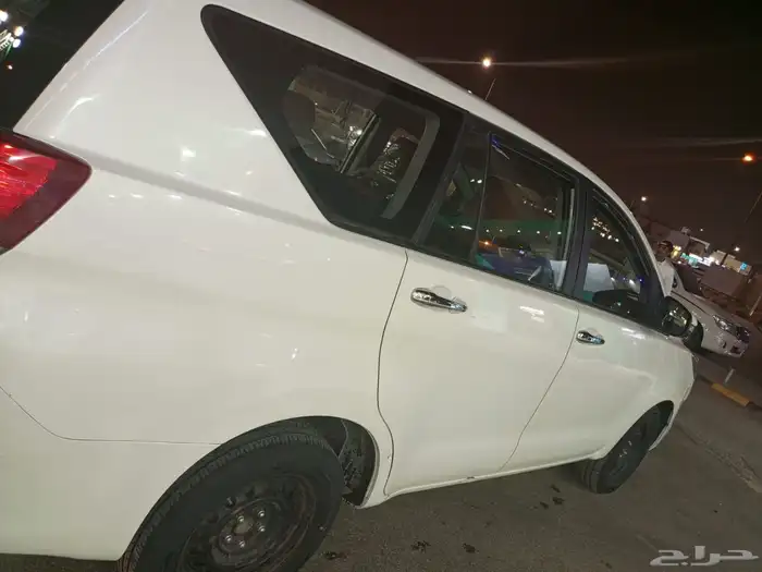 تويوتا انوفا 2018 3