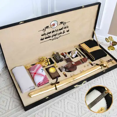 هداياالعيد اهدي من تحب  بوكس ملكي رجالي. صيفي تصميم راقي 4