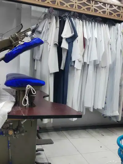 يوجد مغسله لتقبيل مشاءالله وموقعها ممتاز ودخلها طيب لتواصل ع 4