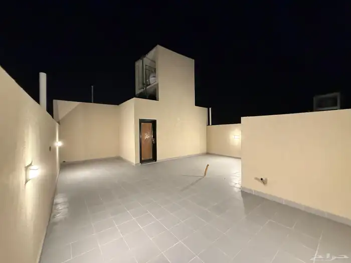 فيلا دبلكس حي الجنادريه شرق الرياض 3