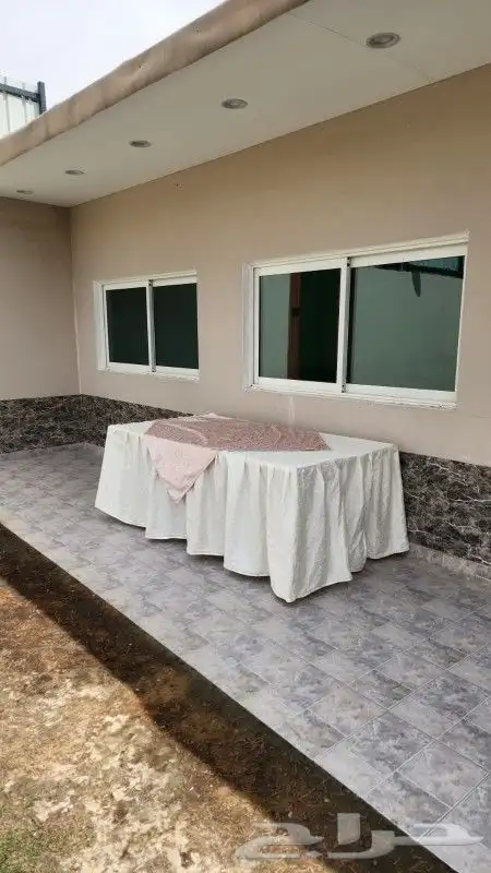 إيجار طاولات وكراسي 12