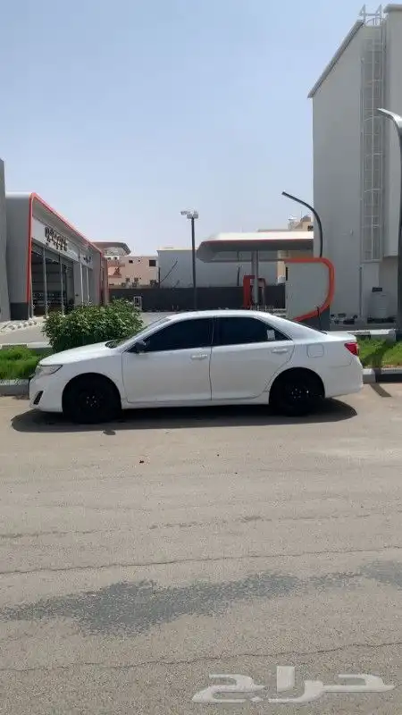 كامري GL مطور 2013 لون لؤلؤي 7