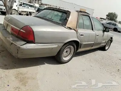 فورد فكتوريا. ماركيز قطع غيار 4