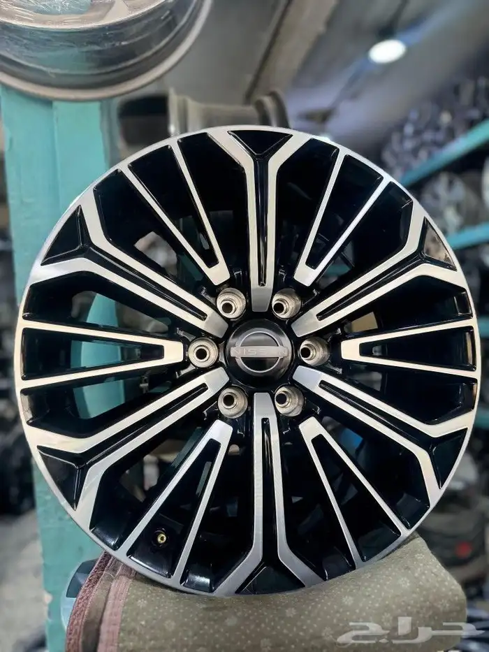 جنوط نيسان بلاتينيوم اصلي وكاله مقاس20 0