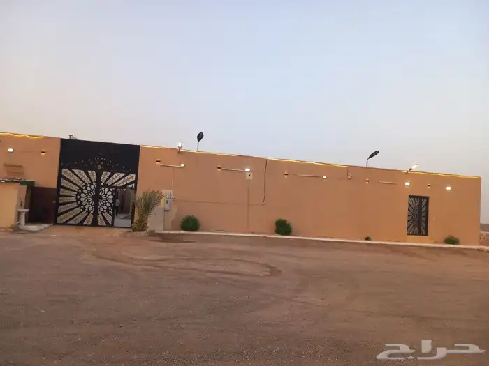 جنوب الرياض بجوار الشفاء حي عريض 0