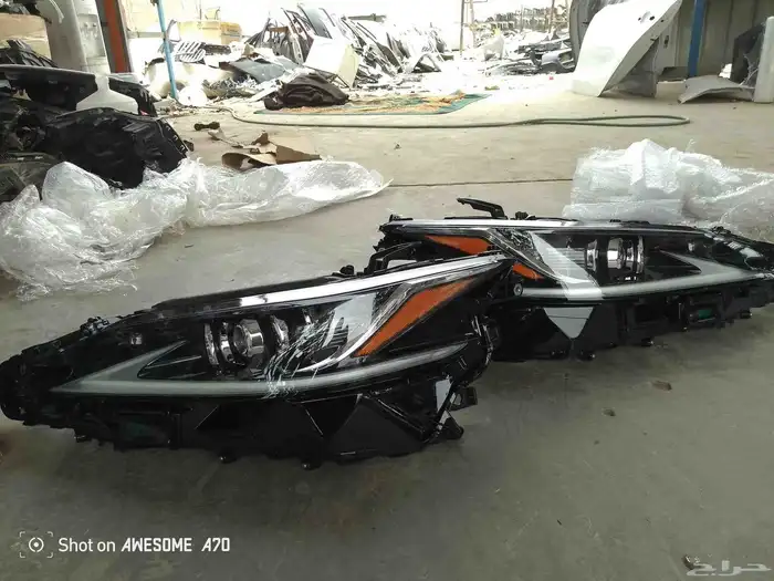 شمعات لكزس Es 2020الى 2024وكاله شد بلد يوجد لدينا توصيل الي 1