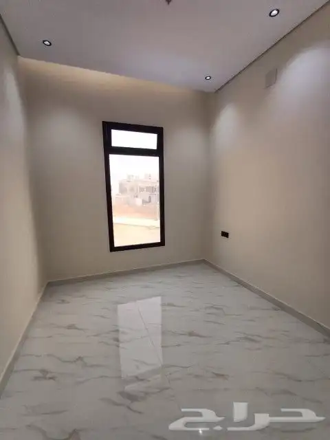 للبيع تاون هاوس حي الرمال تنال 3