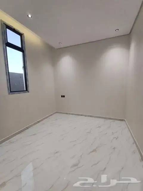 للبيع شقه تمليك في عماره حي الرمال تنال 8