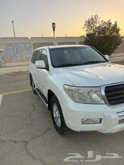 جيب لاندكروزر 2010 شرط بدي ومحركات 8