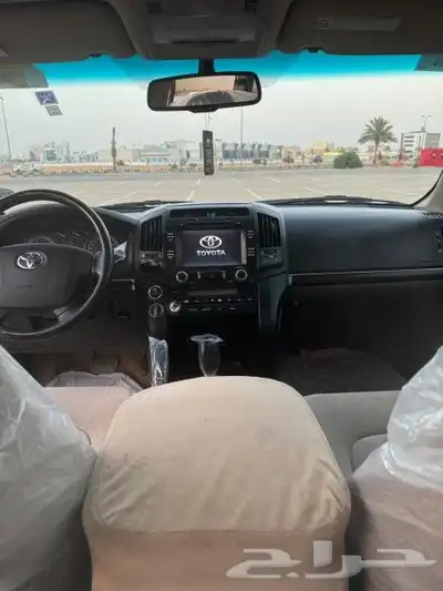 جيب لاندكروزر 2010 شرط بدي ومحركات 2