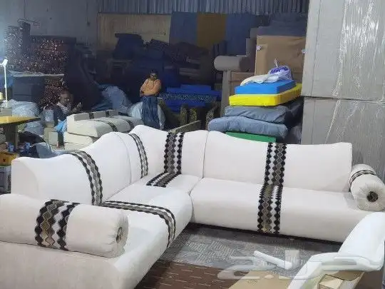 مفروشات الرياض  تفصيل جميع انواع الكنب والجلسات الارضي والس 2