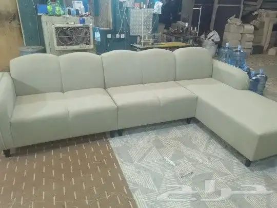 مفروشات الرياض  تفصيل جميع انواع الكنب والجلسات الارضي والس 3