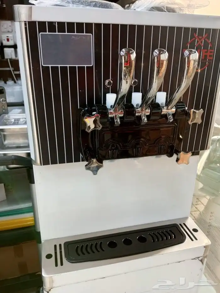 عرض مكينة ايسكريم 1