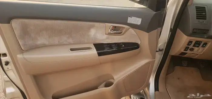 فورشنرV6 2012 VX قير عايدي دبل 19