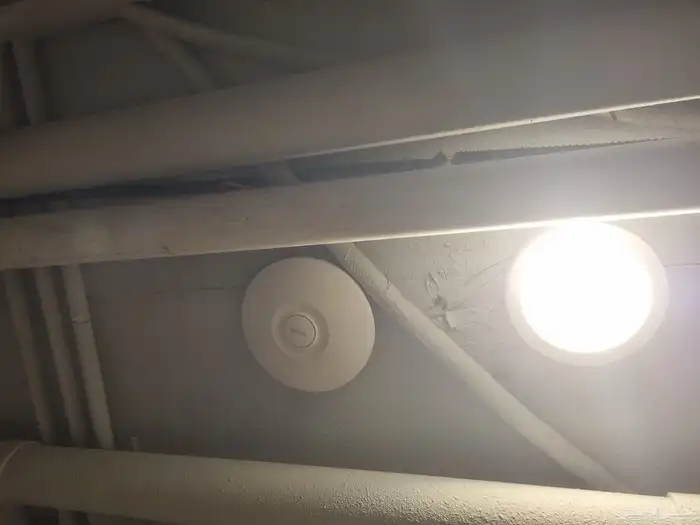 كاميرات مراقبة وأجهزة ذكية ضمان على القطع وعمل احترافي 9