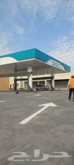 تخطيط طرق و محطات الوقود ومواقف السيارات و رسمته معاقين 17