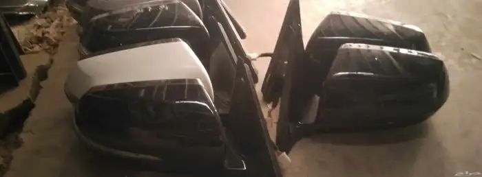 يوجد لدينا مرايات جنيسس اصلي وكالة مستخدم موديل 2015-2020 0