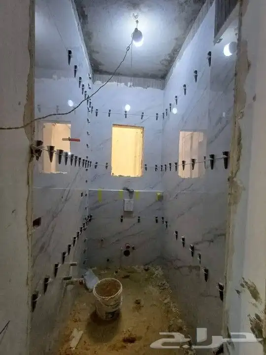 مبلط سرميك معتمد 5