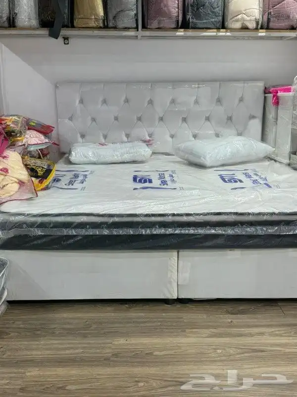 King size beds with mattressess 2