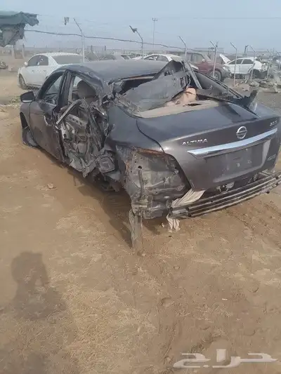 نيسان التيماموديل2015 0