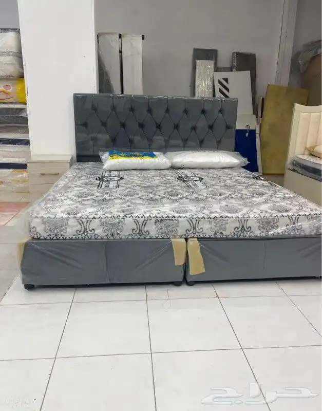 King size beds with mattressess 1