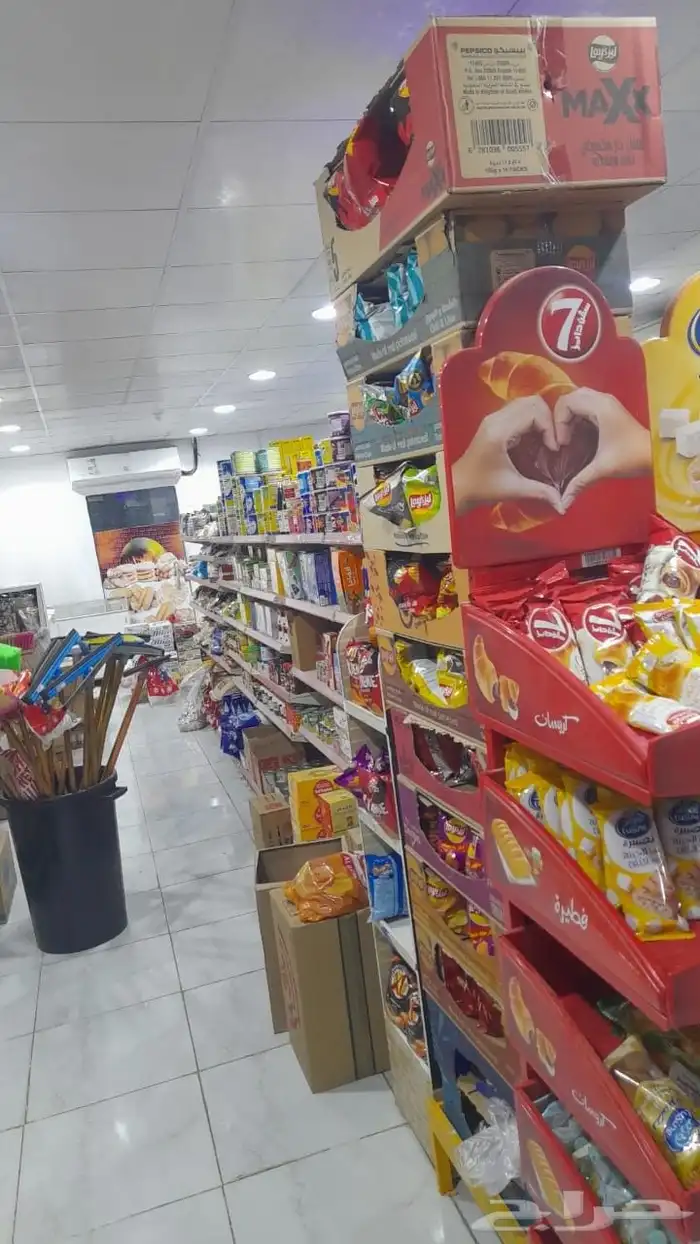 بقاله تقبيل النمره 1