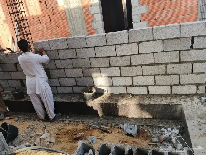 معلم بناء مليس 0