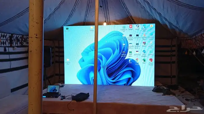 شاشات عرض عملاقه مع سيستم صوت واضاءة 8