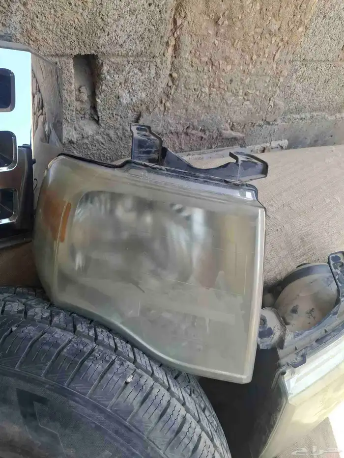 قطع غيار فورد بحاله ممتازه البيع لغرض تجديد السياره 1