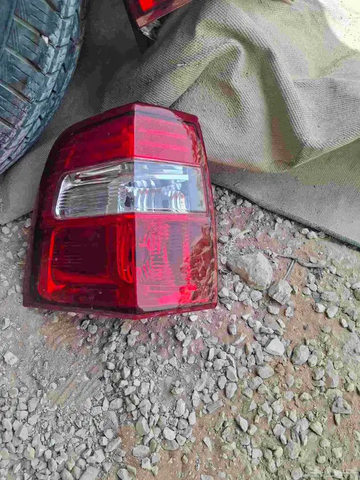 قطع غيار فورد بحاله ممتازه البيع لغرض تجديد السياره 2