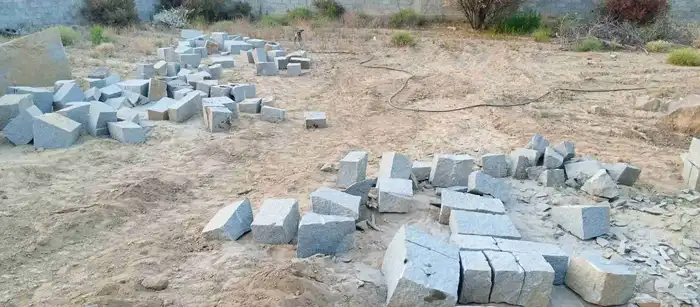 بناء حجر كبير وصغير و ربراب وتكسير حجر وتخريم الصخور الكبيره 20
