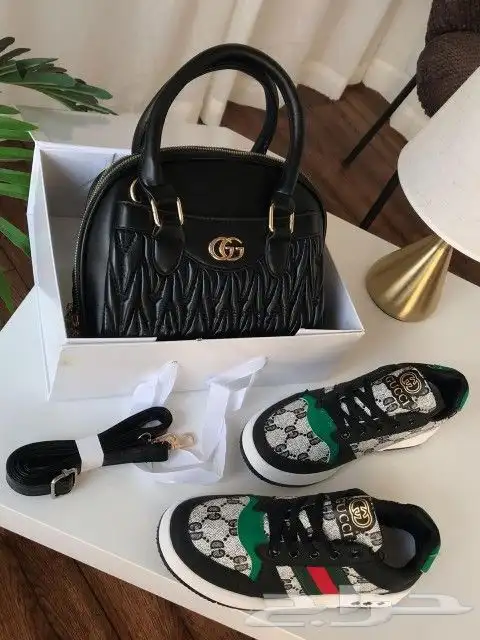 طقم شوز وشنطة ماركات درجة اولي مع عطر 16