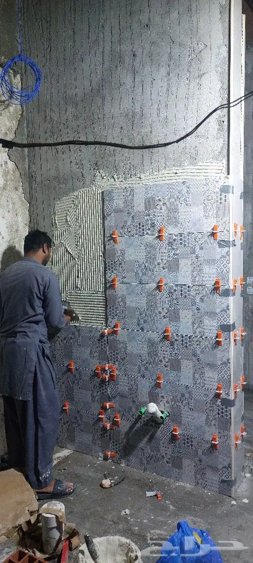 معلم بلاط باكستاني مبلط سيراميك بورسلان رخام تركيب مسبح 0
