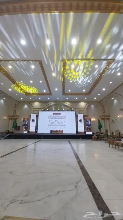 شاشات عرض عملاقه مع سيستم صوت واضاءة 3