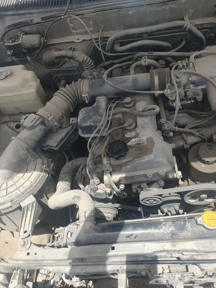 تشليح تويوتا هيلكس 2004 5