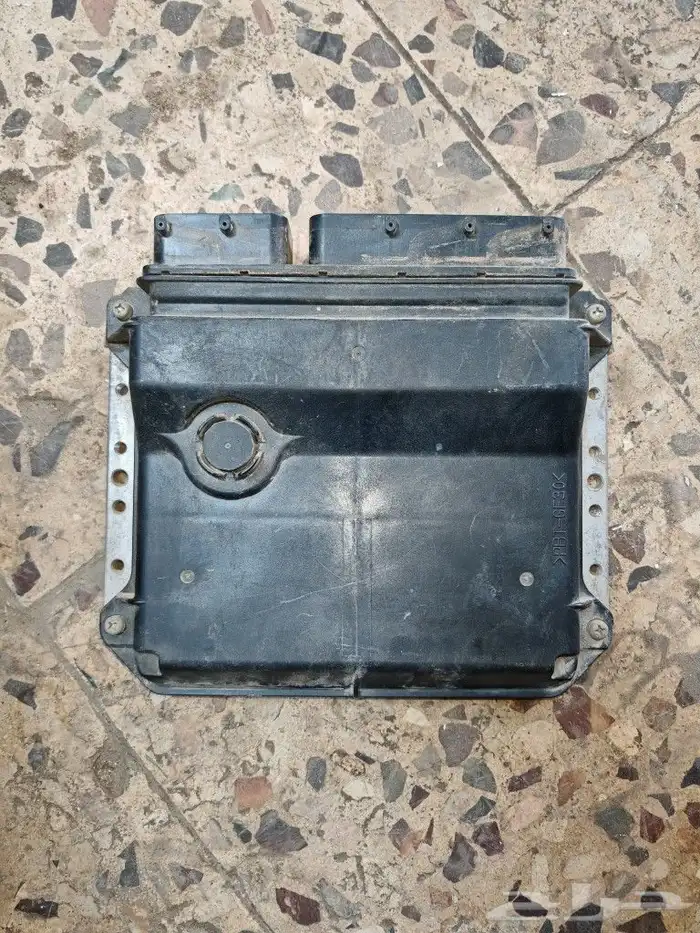 كمبيوتر سيارة كورولة قير اوتوماتيك 0