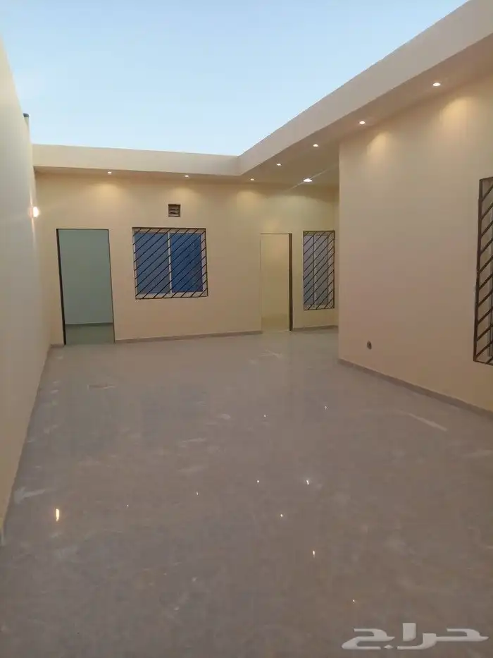 جنوب الرياض بجوار الشفاء حي عريض 0