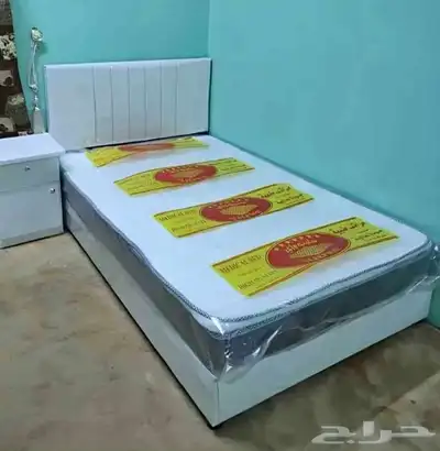 بسم الله الرحمن الرحيم يوجد لدينا سراير ومخدات ومراتب الت 7