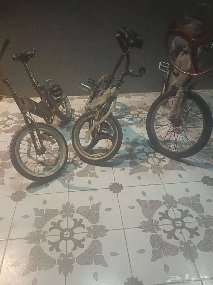 للبيع الثلاثة الفراشه ابو المراوح صارف عليه 300 الباقي اسوم 0