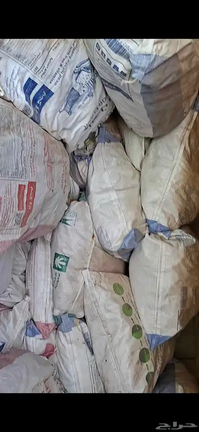خبز للبيع حفرالباطن يابس و صافي شرط 0