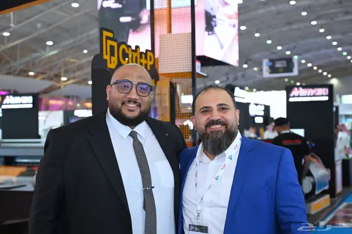 مصور معارض 4