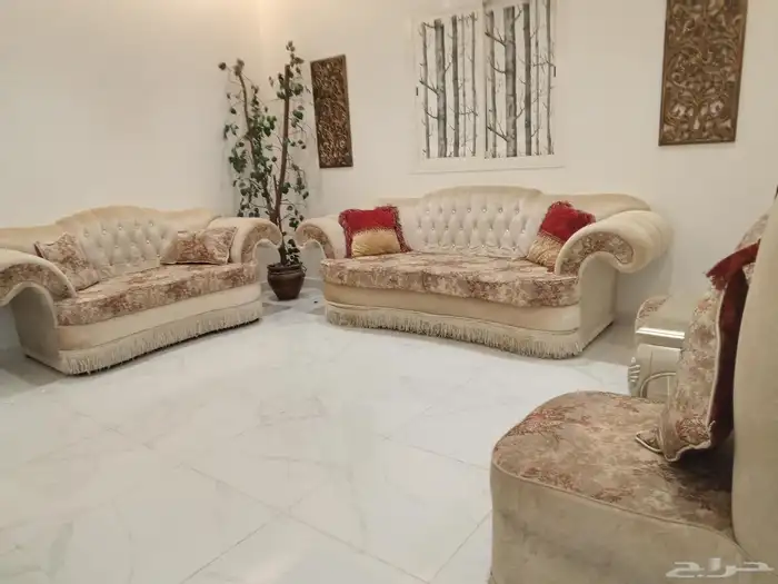 كنب وقدر طبخ و 2