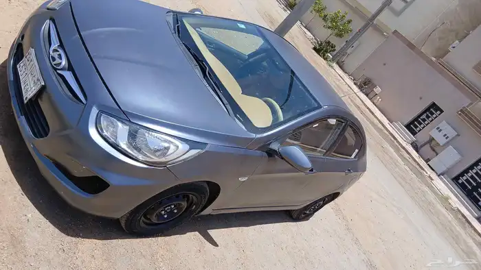 اكسنت موديل 2012 قير عادي 3