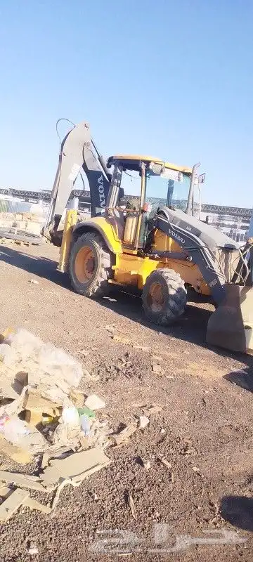 موجود اثنين جي سي بي للآجار بطريف 0
