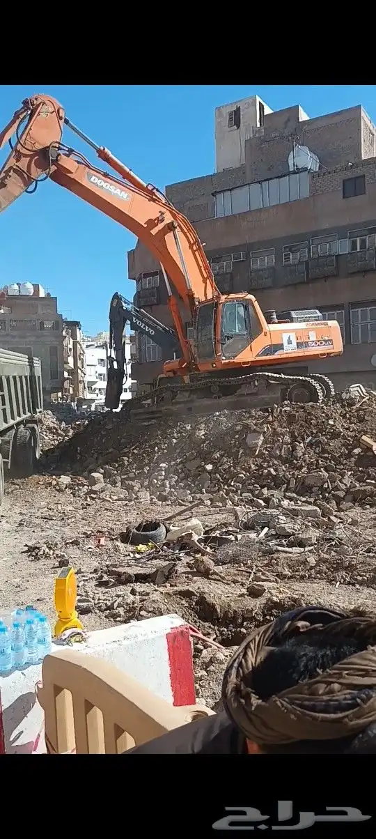 للايجار بوكلين حفريات تكسير مباني تحميل 0