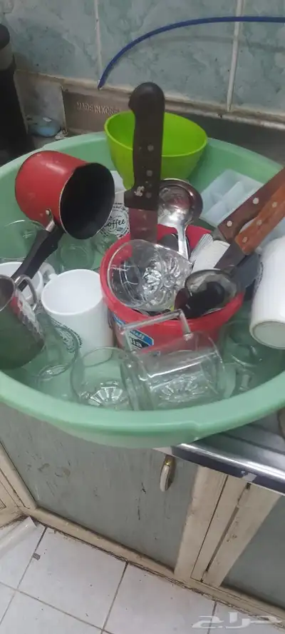اجهزه منزليه مشتراه جديده من المنيع من سنتين فقط و بعض اثاث 9