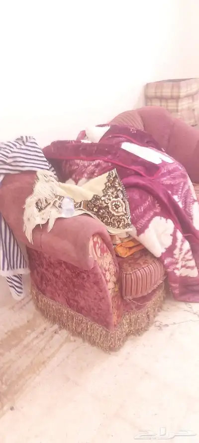 اجهزه منزليه مشتراه جديده من المنيع من سنتين فقط و بعض اثاث 11