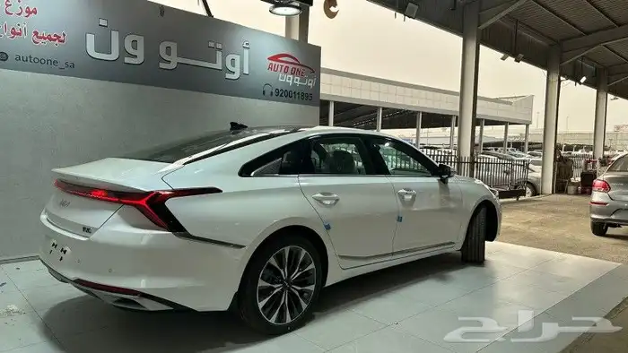 كيا K8 GLS نص فل موديل 2024 6