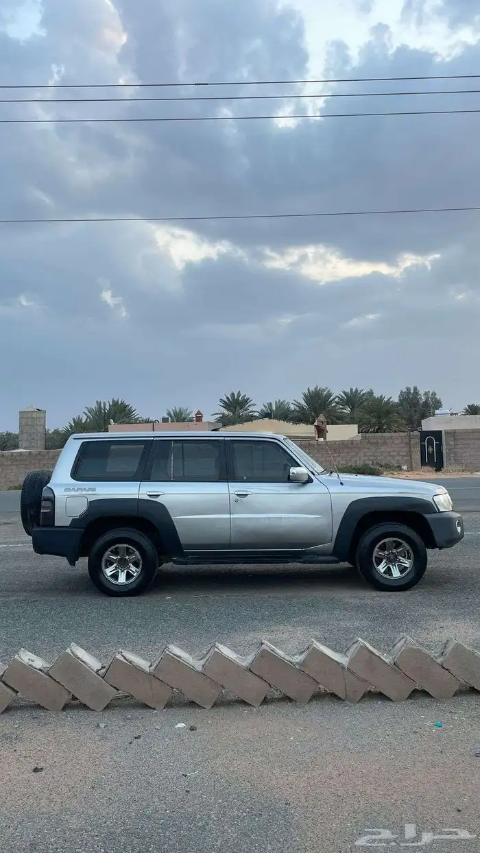 نيسان فتك 8