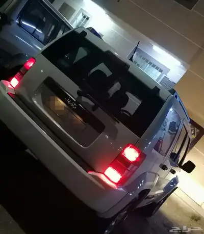 للبيع جيب شيروكي ليبرتي 2012 1